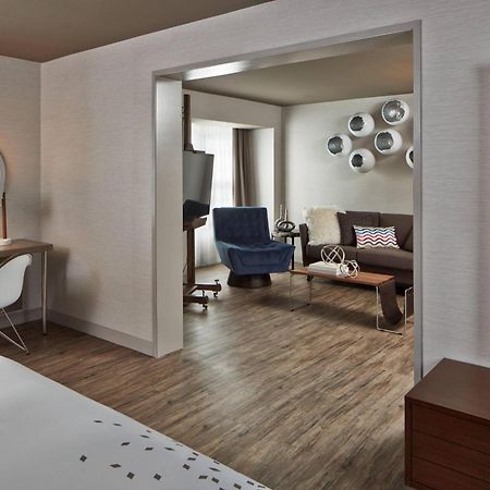 The Del Monte Lodge Renaissance Rochester Hotel & Spa Εξωτερικό φωτογραφία