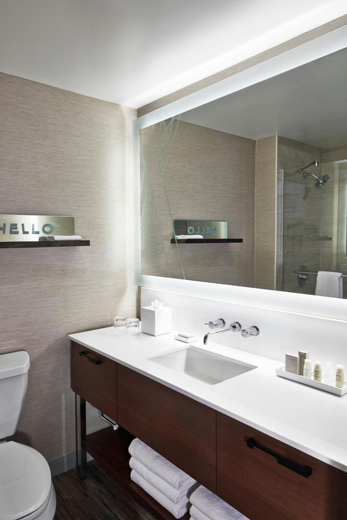 The Del Monte Lodge Renaissance Rochester Hotel & Spa Εξωτερικό φωτογραφία